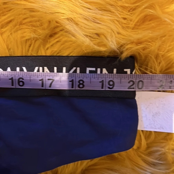 Calvin  Klein high waisted thong Sz 2X - Picture 7 of 10